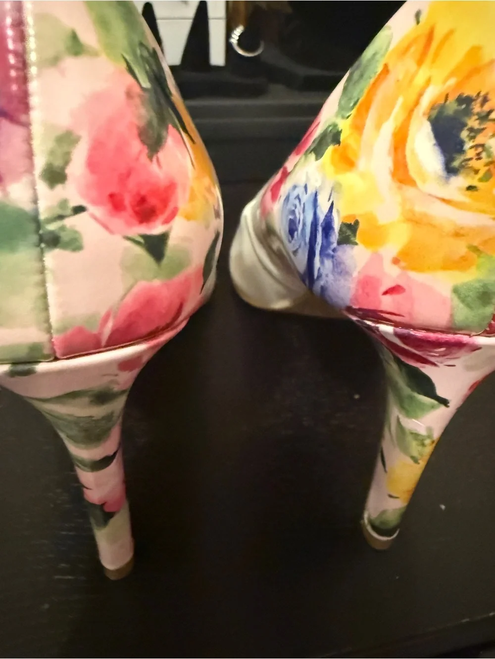 Christian Siriano Cream Pointed-Toe Pumps with Floral Lining Accents